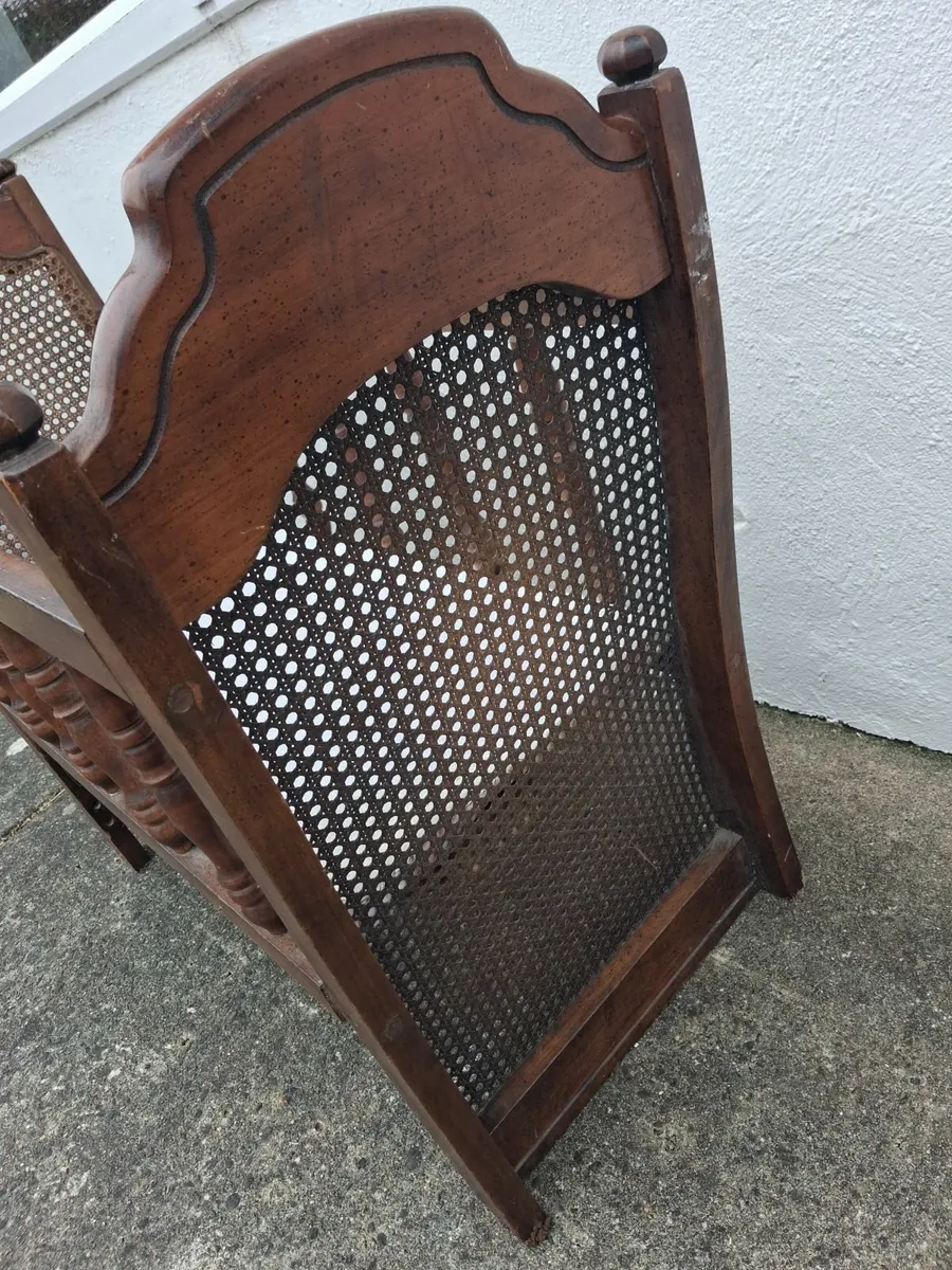 Antique crib - Image 2