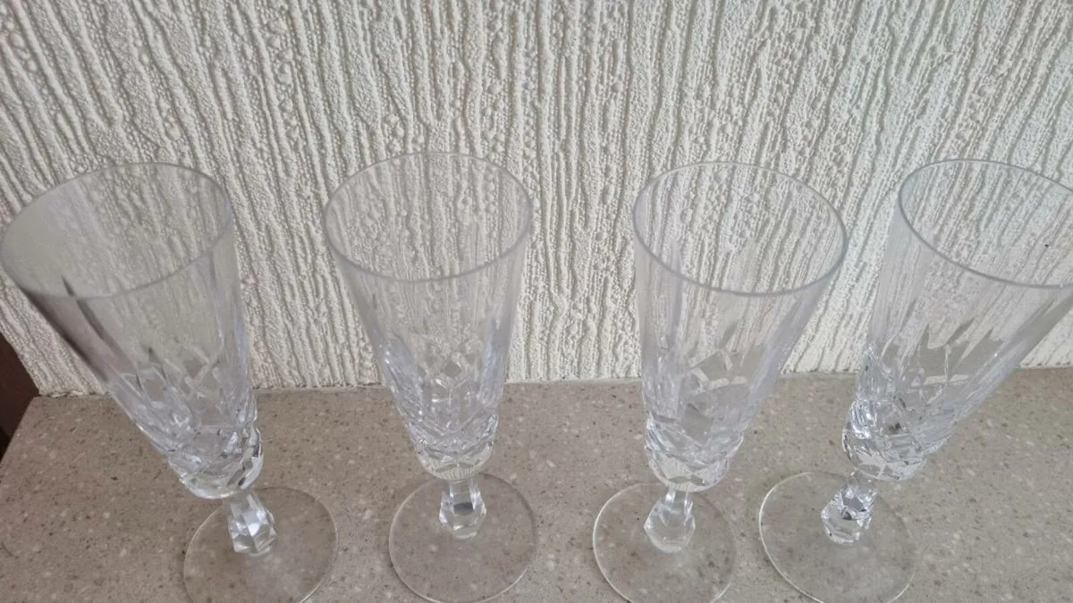 Vintage Waterford Crystal champagne glasses - Image 2