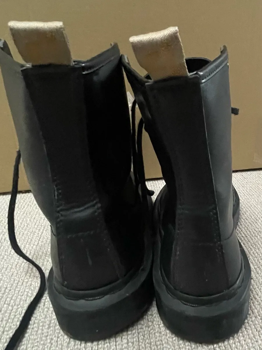 Dr. Martens - Image 3