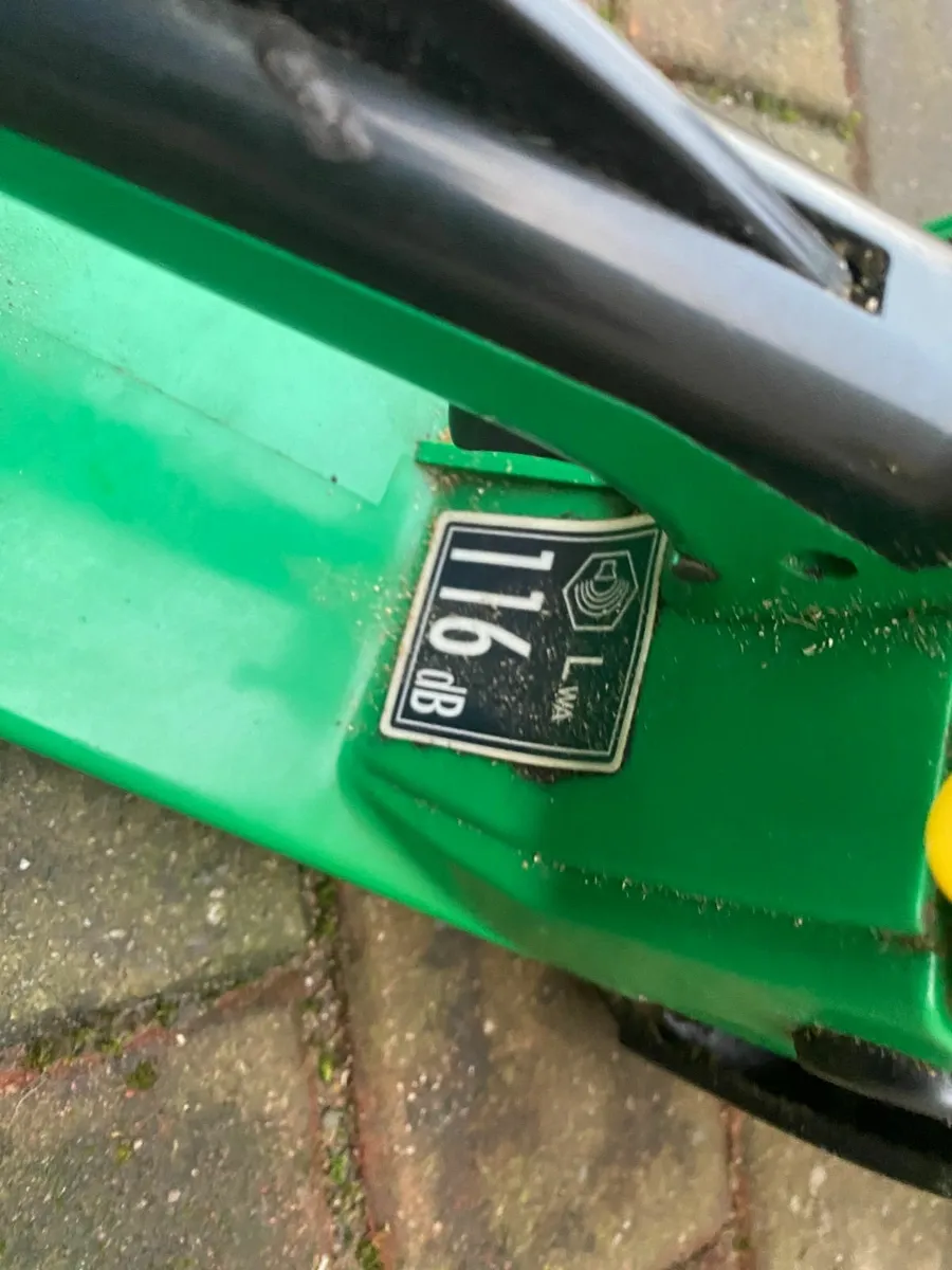 Gardenline petrol chainsaw - Image 3