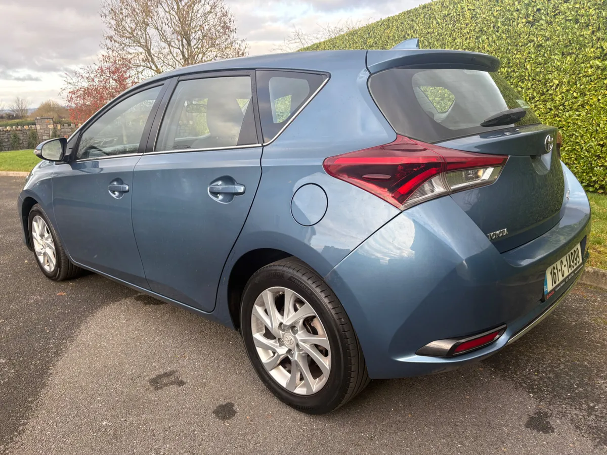 Toyota Auris 2016 1.4 D4D - Image 3