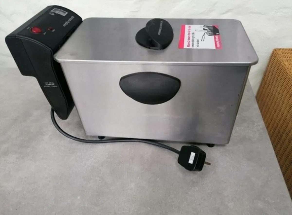 Morphy Richards Stainless Steel Fryer - Image 3