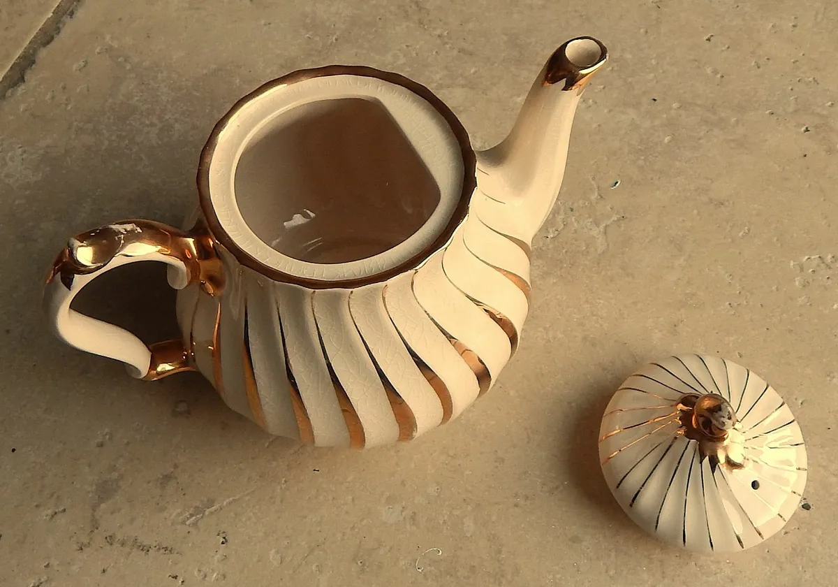 Vintage Sadler Pottery Large Tankard & Teapot - Image 2