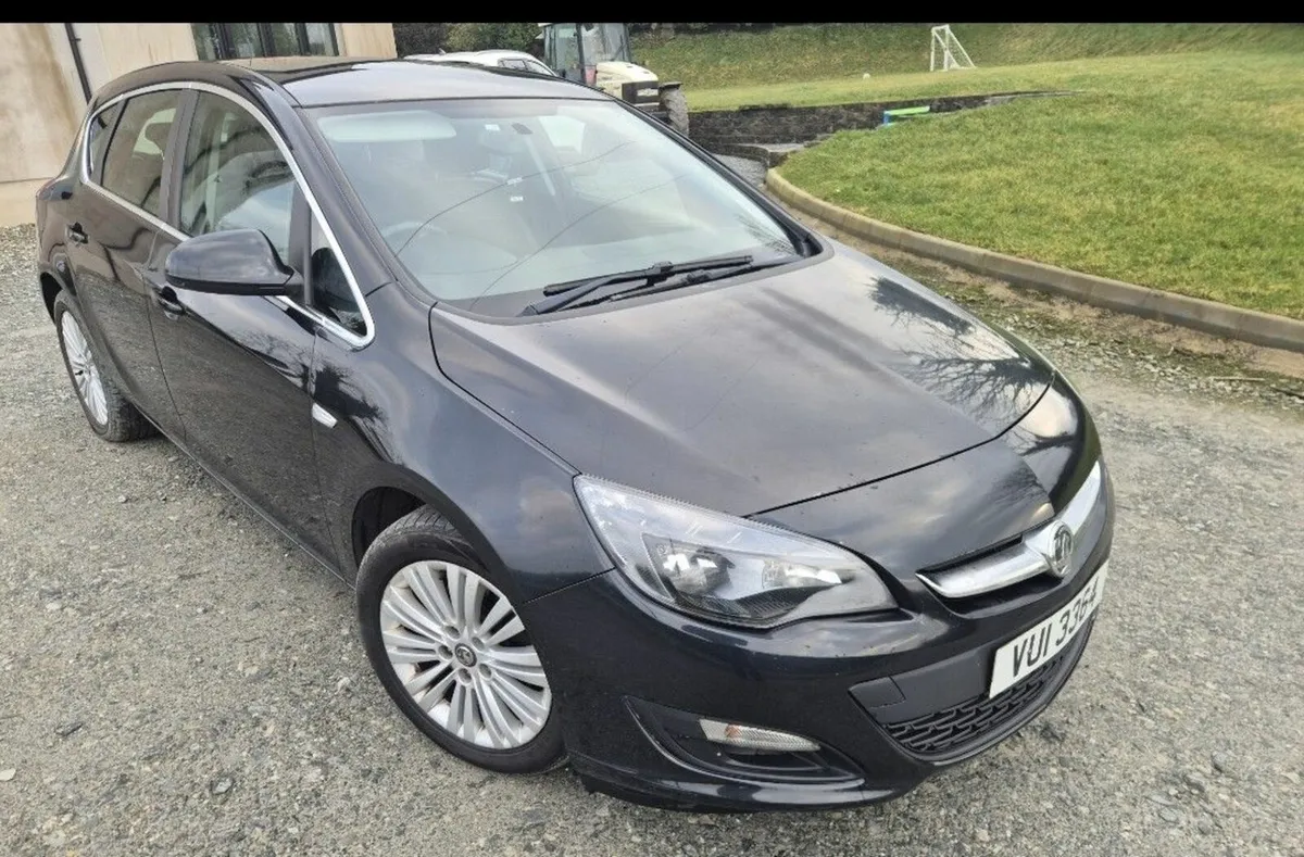 Vauxhall Astra 2014 - Image 1