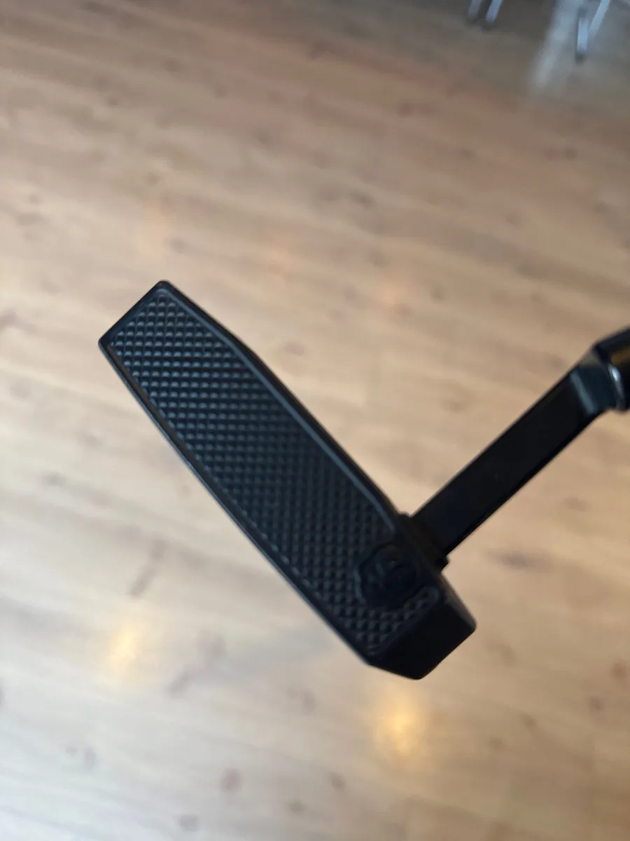 35” PXG Bat Attack II Black edition - Image 1