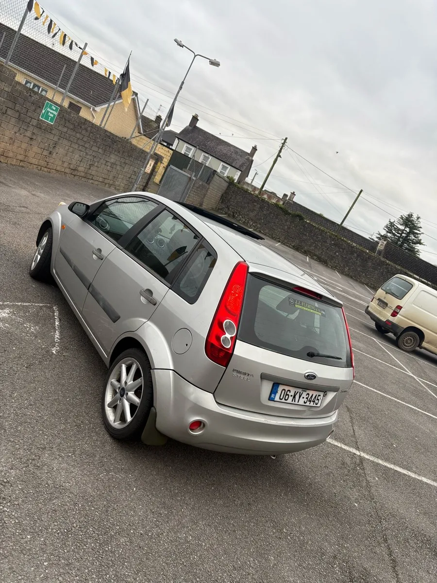 Ford Fiesta - Image 3
