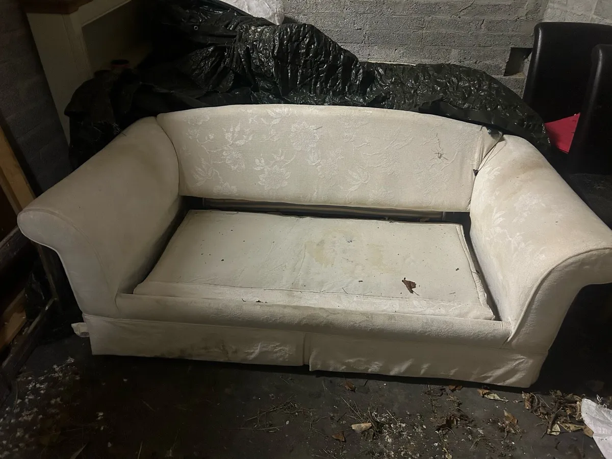 Laura Ashley twin two seater - Image 4