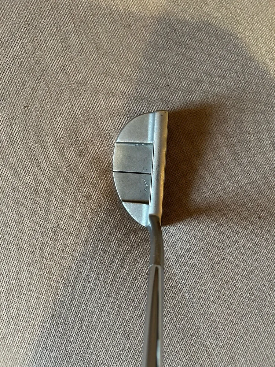 Left Hand Odyssey White Hot XG #9 Putter - Image 3