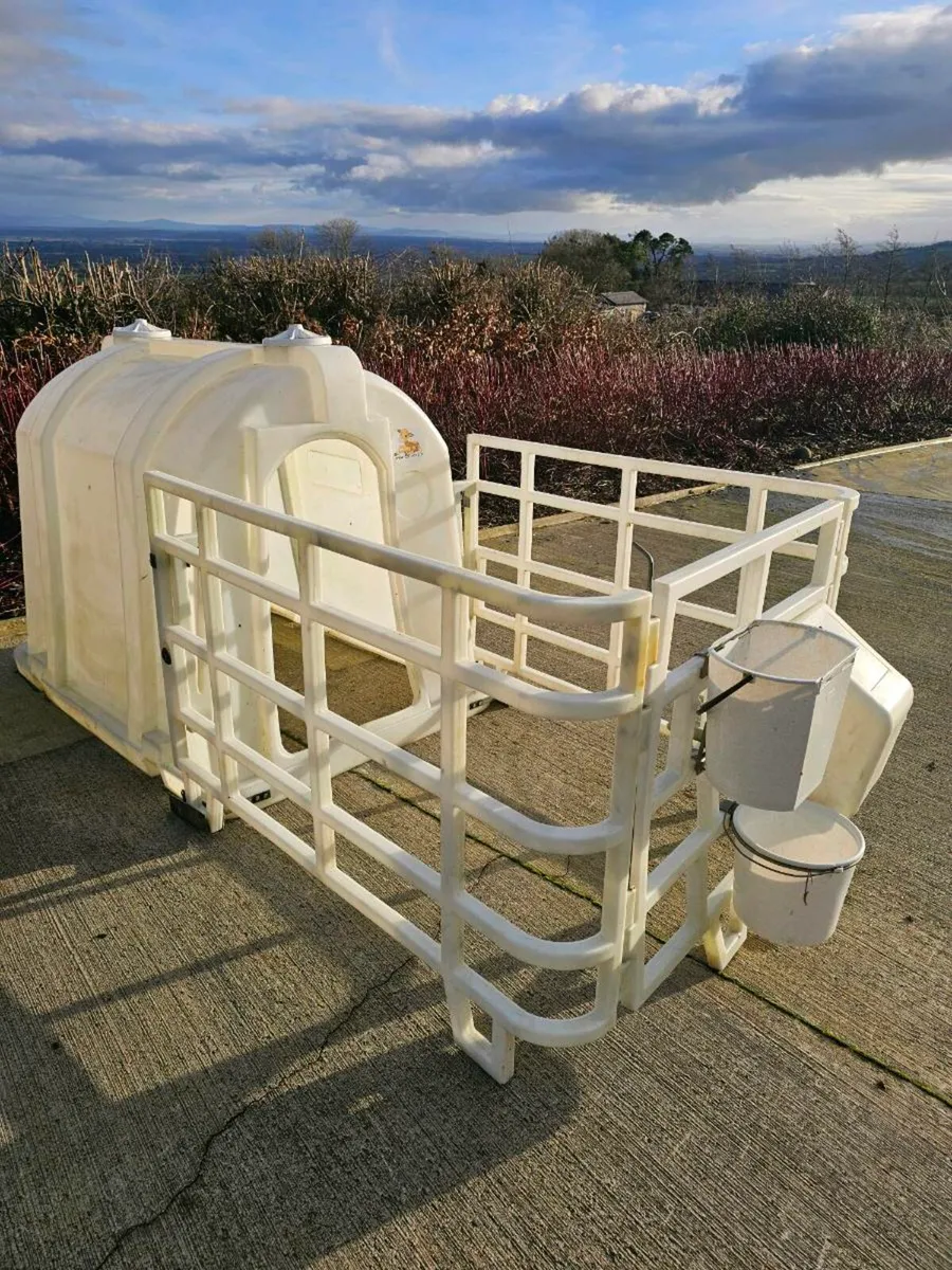 Calf Hutch - Image 3