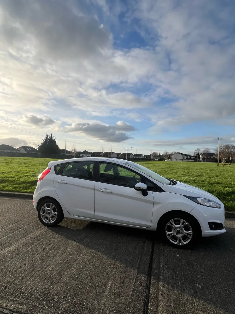 2016 Ford Fiesta 1.25L Zetec - Image 1