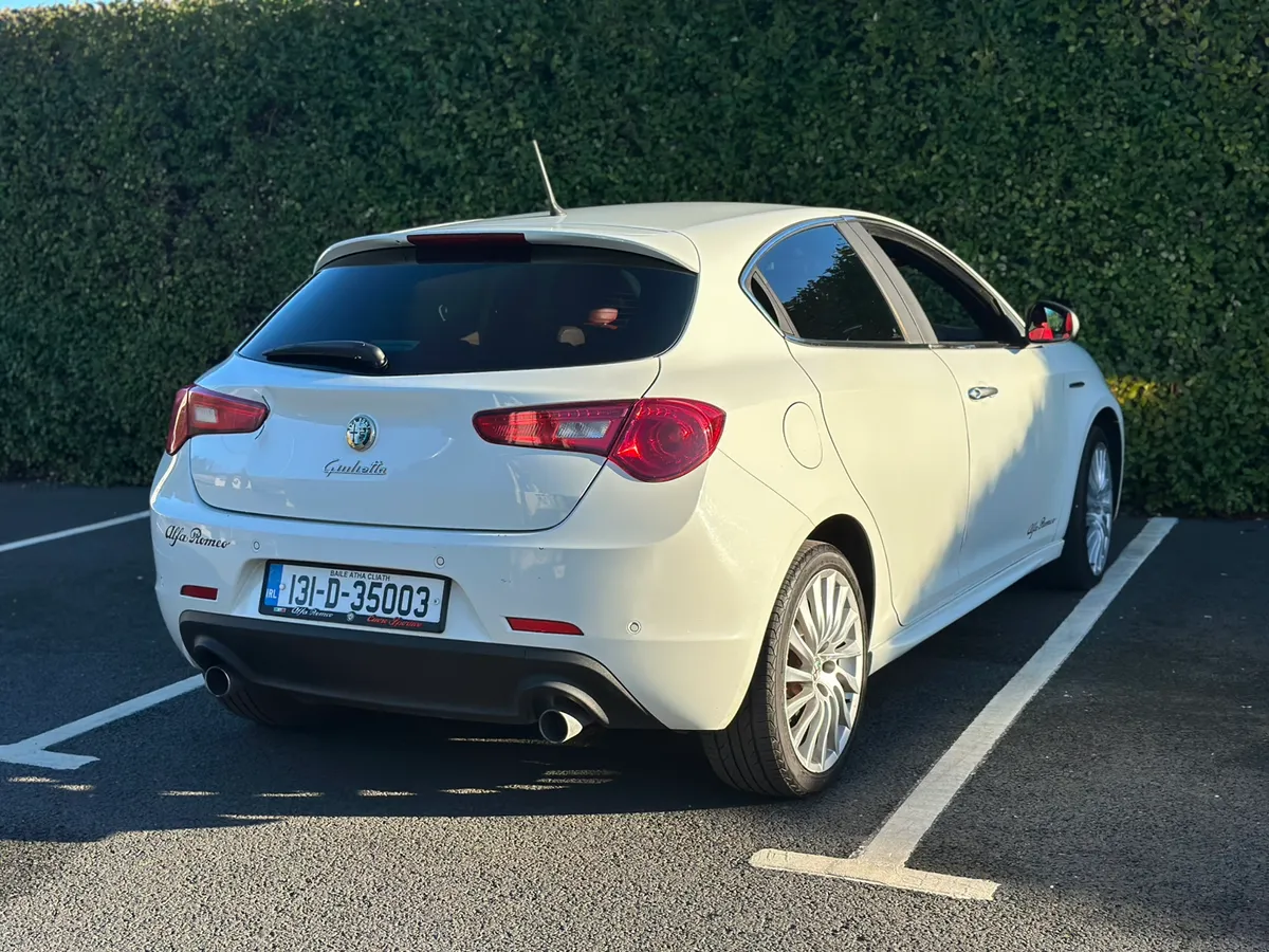 Alfa Romeo Giulietta High Spec 5 Doors  NCT 01/26 - Image 3
