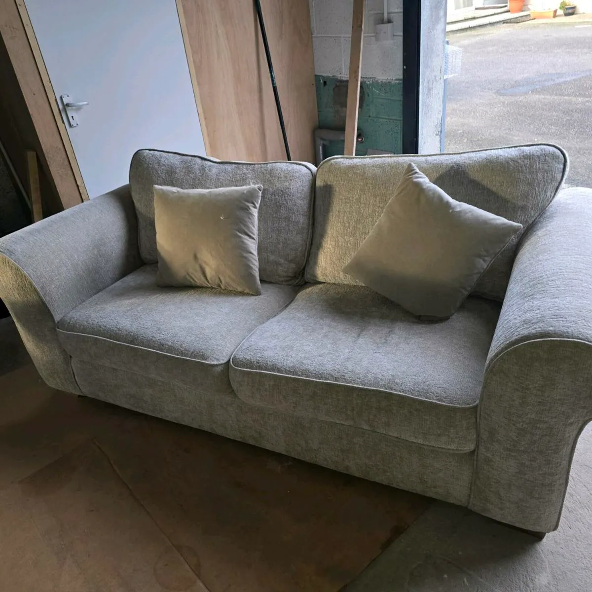 3 seater and 1.5 seater - Image 4