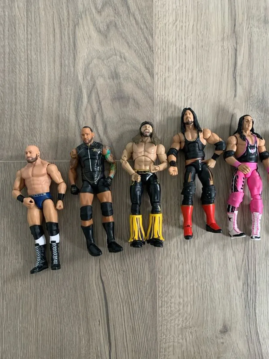 WWE figures - Image 2