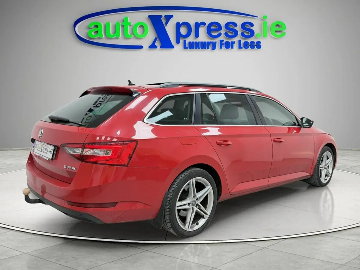 Skoda Superb 2.0 TDI Business 150PS 5DR Auto - Image 3