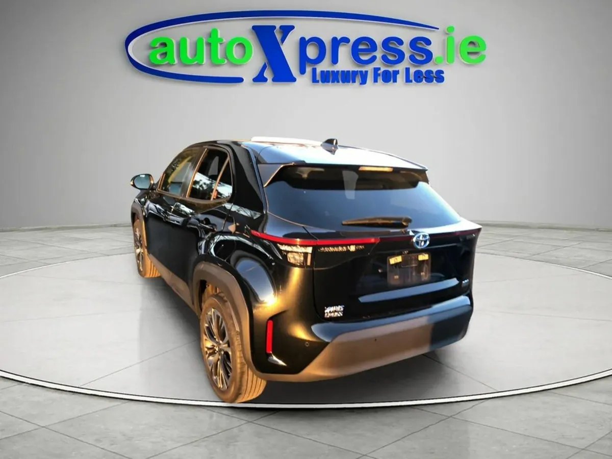 Toyota Yaris Cross 1.5 HYBRID G Only 7000 Miles - Image 3