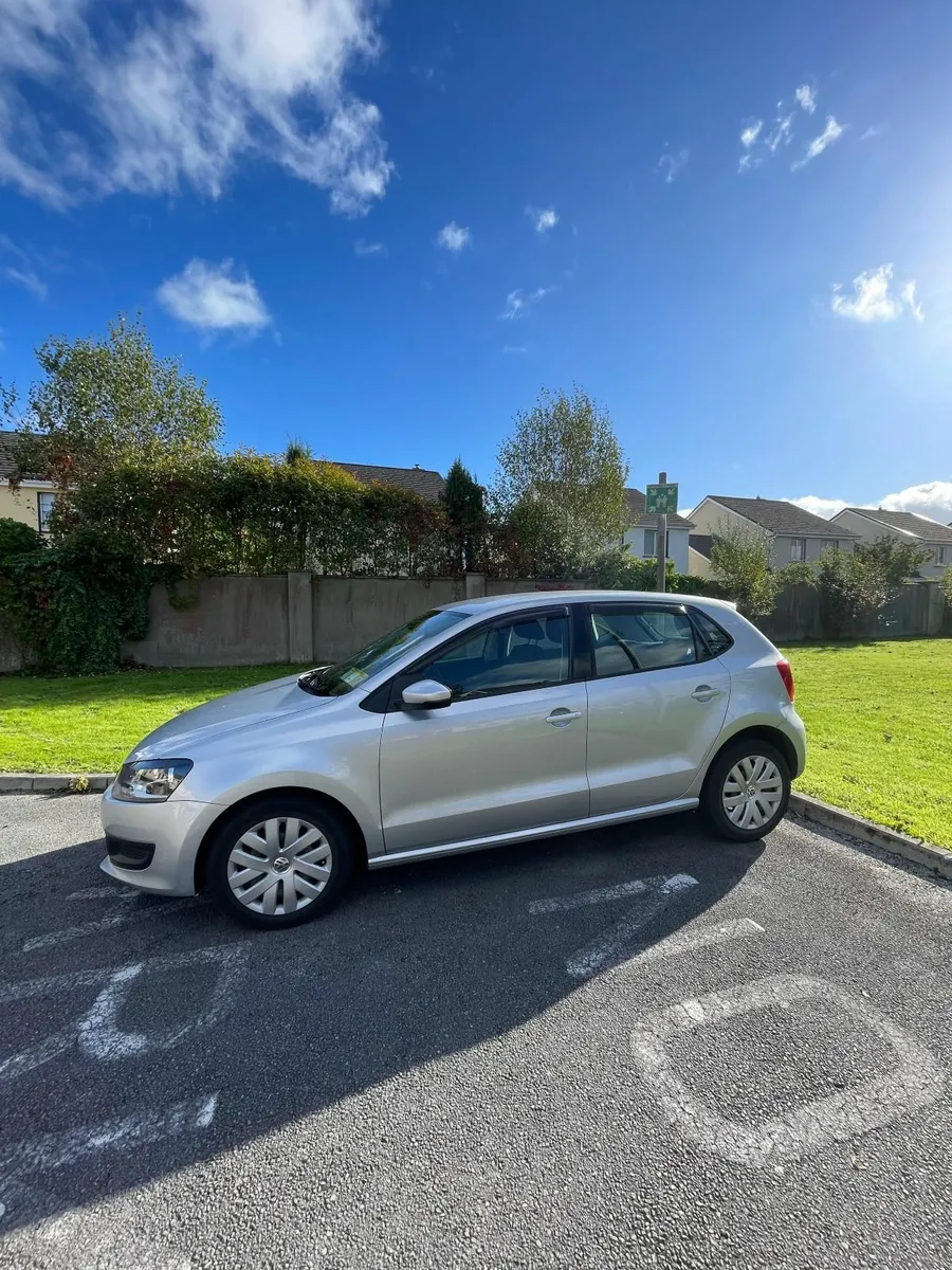 Volkswagen Polo Automatic | Well Maintained - Image 3