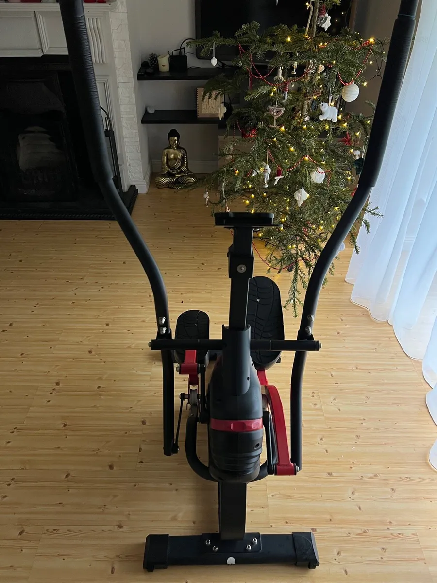 Elliptical cross trainer - Image 3