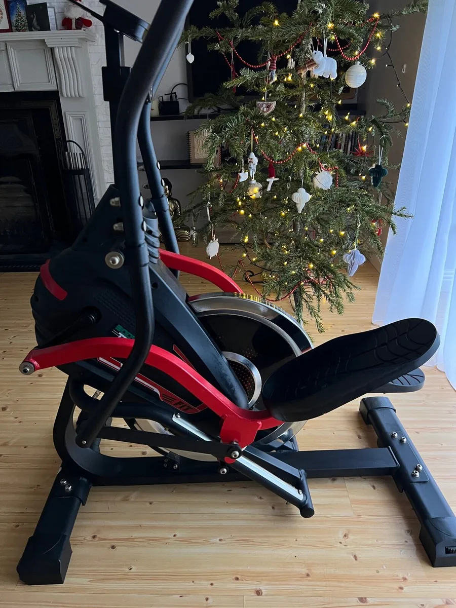 Elliptical cross trainer - Image 4