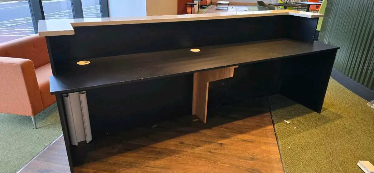 Reception unit - Image 3