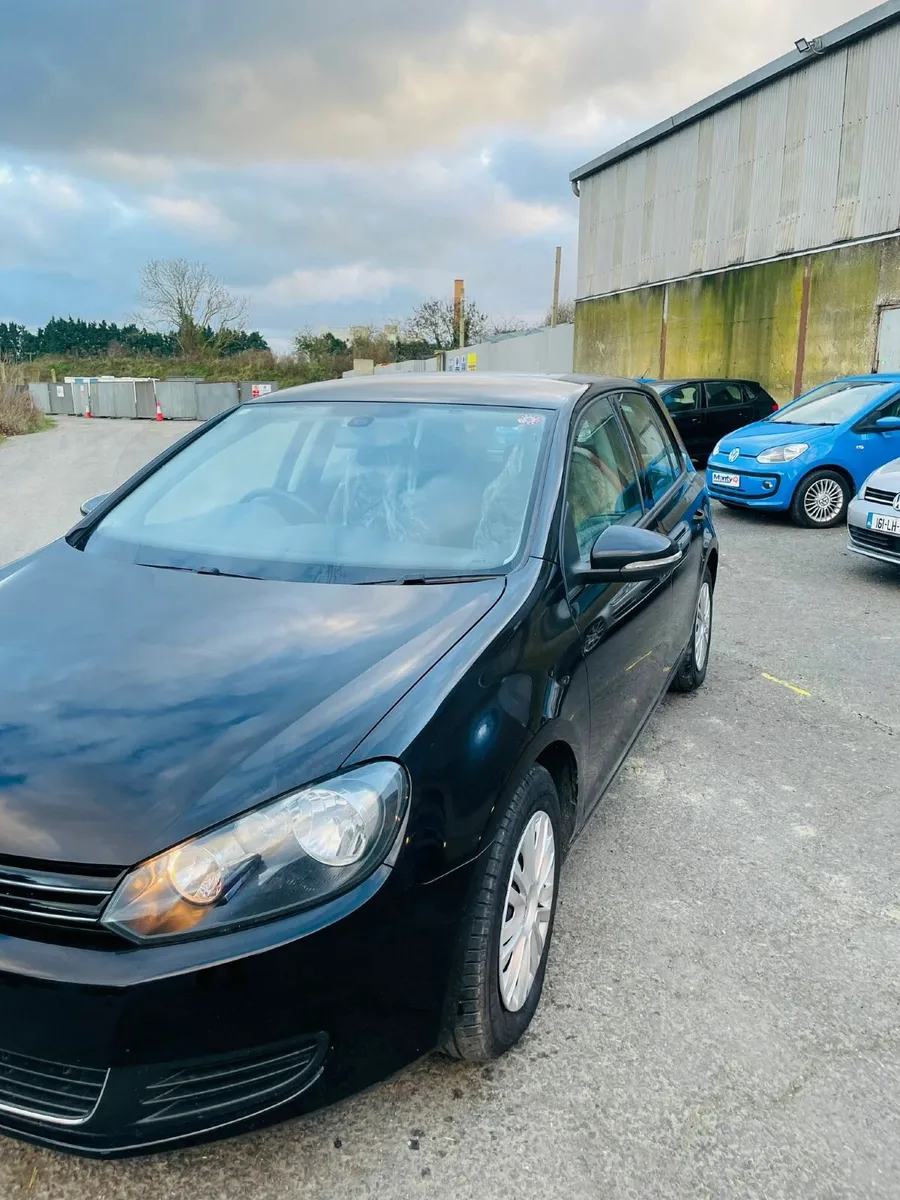 Volkswagen Golf Automatic (2010) – 49,048 KM - Image 3