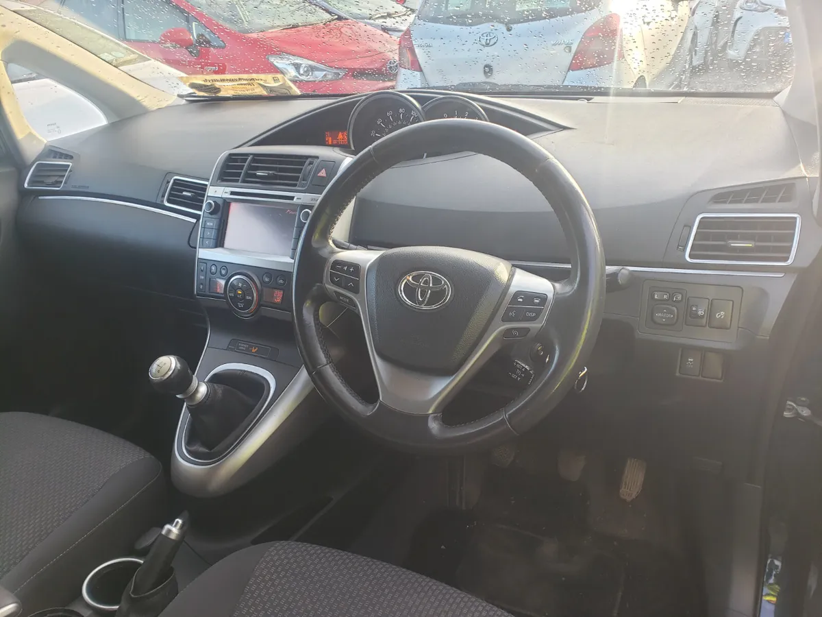 Toyota Verso 7 seater 2013 - Image 4