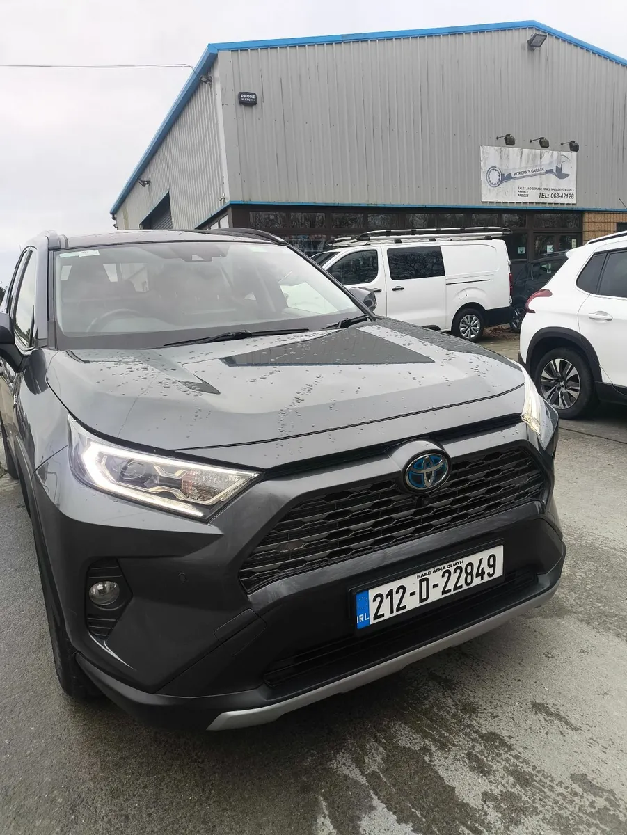 Toyota RAV4 2021 PLATINUM - Image 1