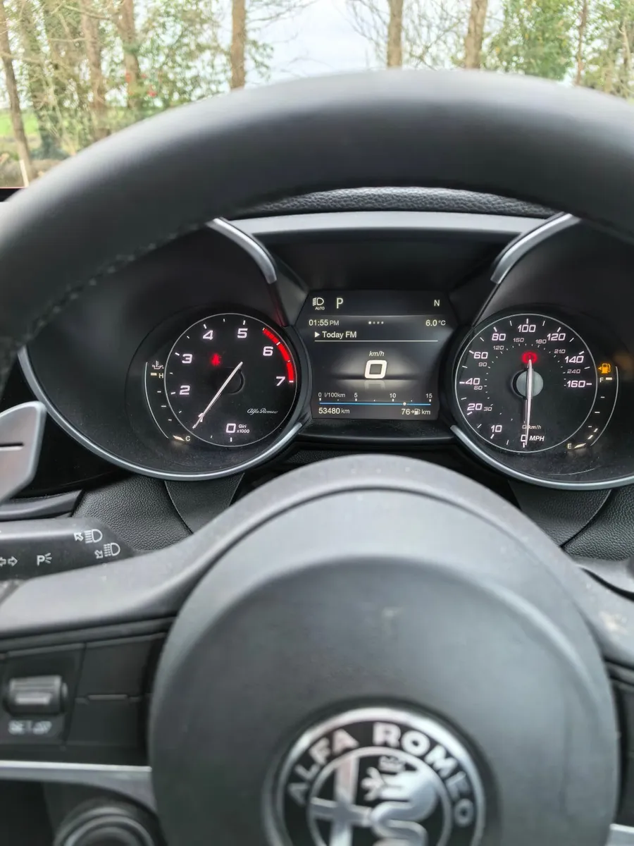 Alfa Romeo Giulia - Veloce - 2019 - Image 2