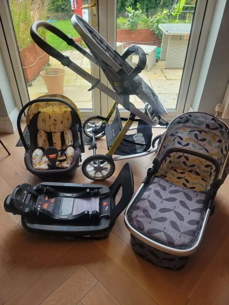 REDUCED Cosatto Giggle 3 travel system - Image 1