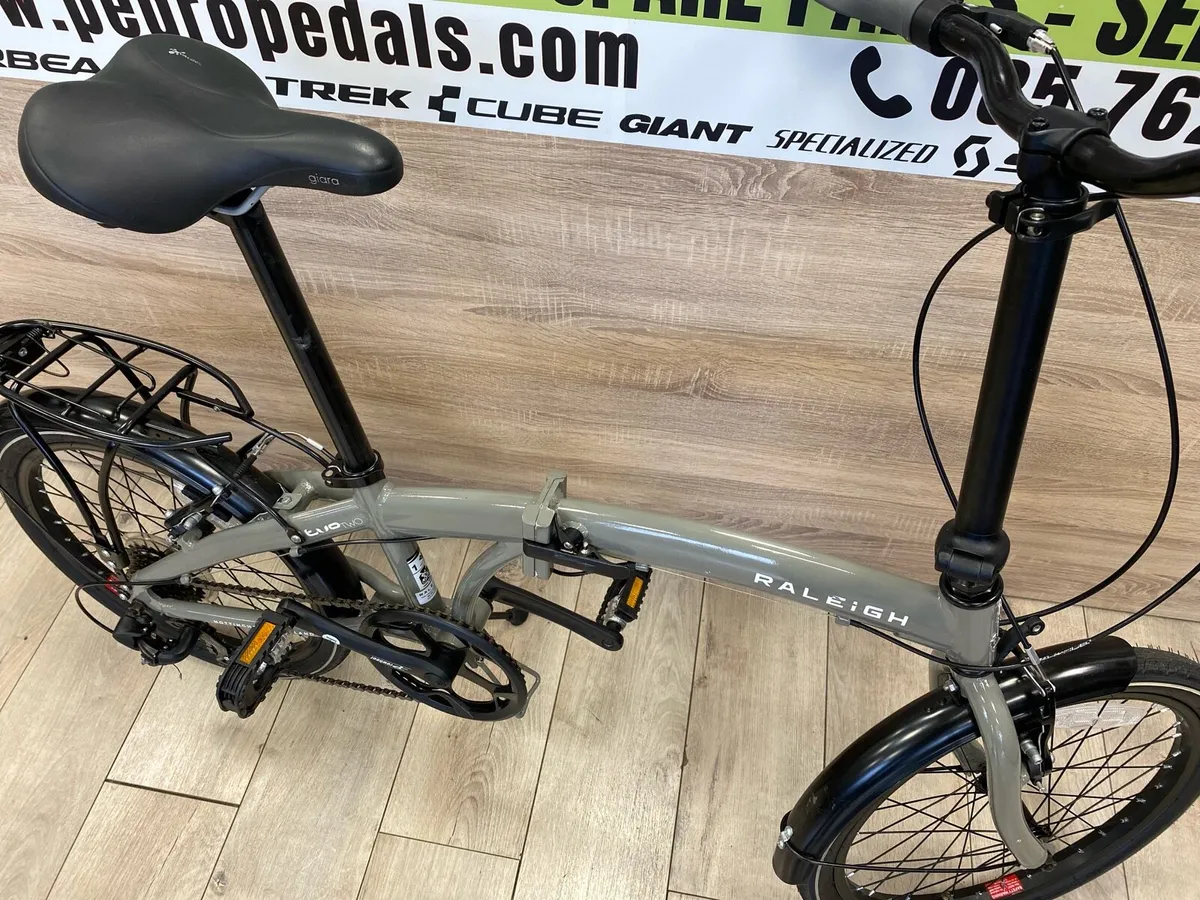 Raleigh Evo two (like new) - Image 4