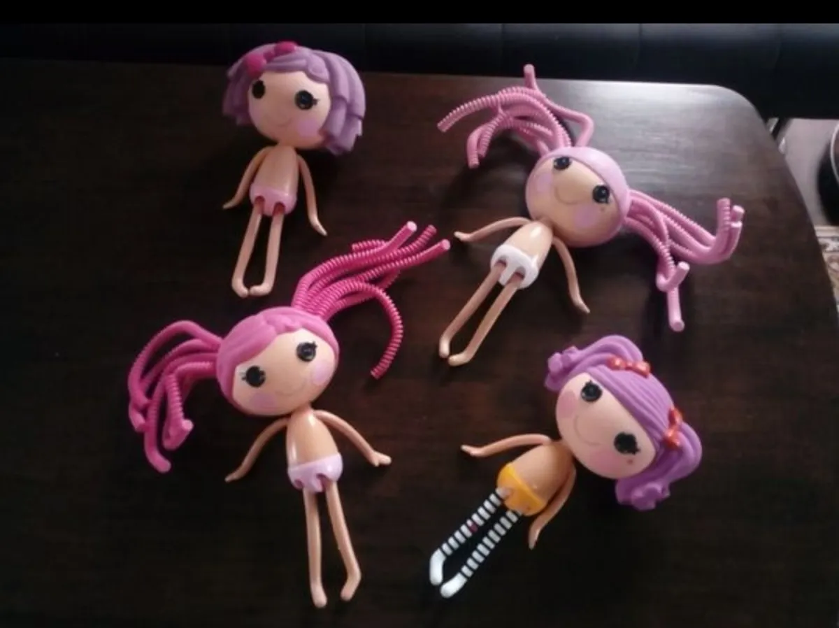 4 Lalaloupsy Dolls - Image 1