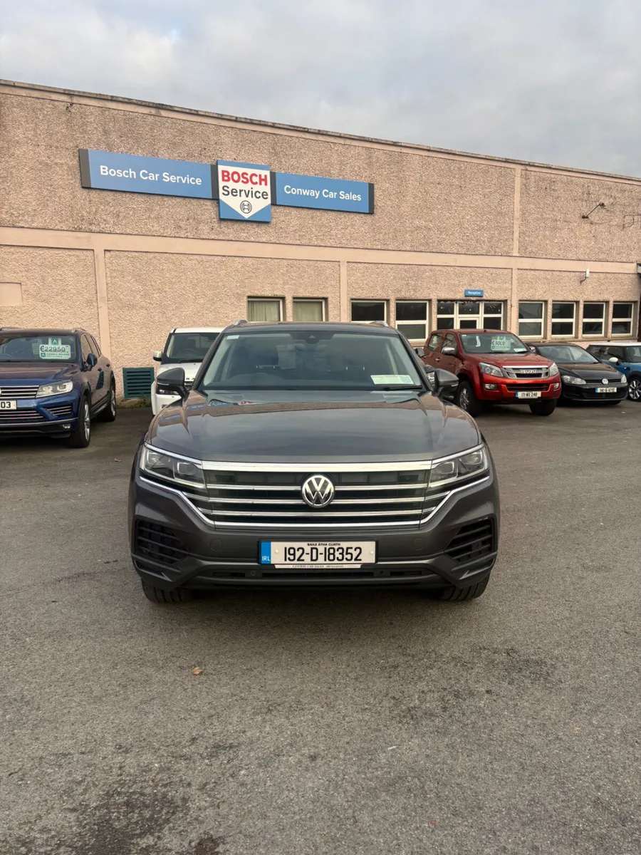 2019 Volkswagen Touareg 3.0 TDI//2 Seat Com - Image 3