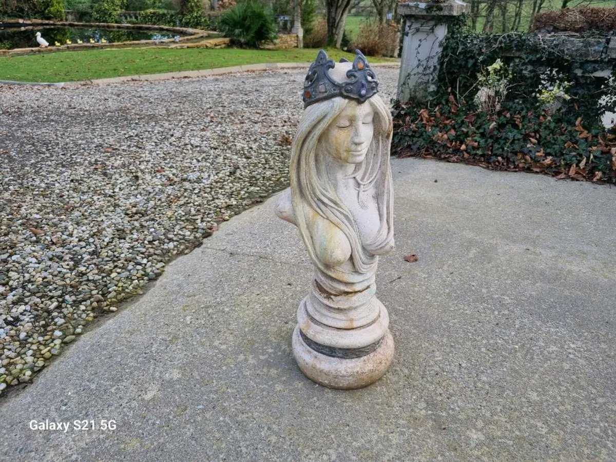 Heavy Stone Bust of Queen Guinevere - Image 3