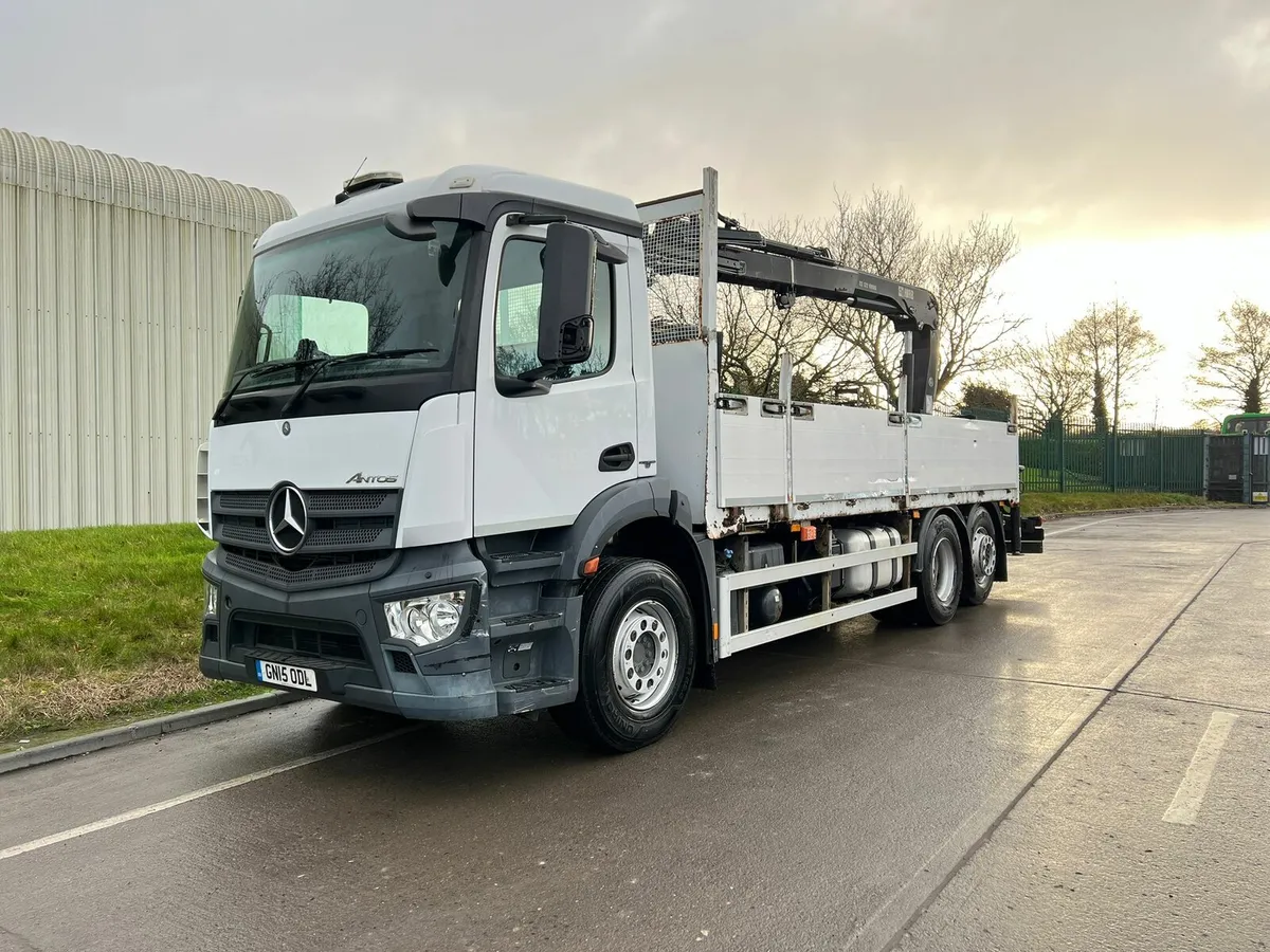 Merc Antos Block Truck - Image 2