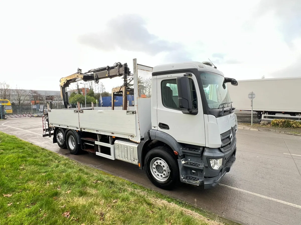 Merc Antos Block Truck - Image 3