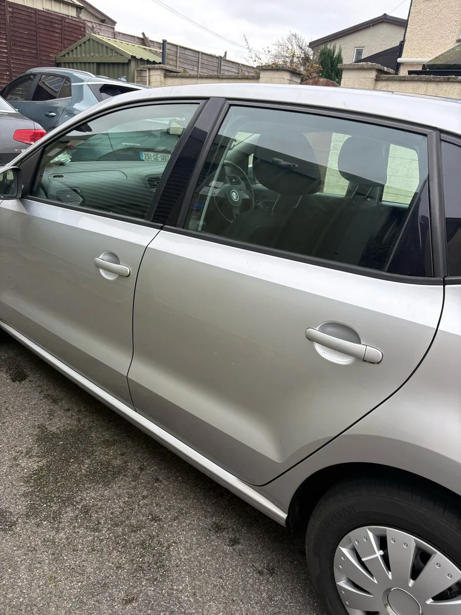 Volkswagen polo 2012 - Image 4