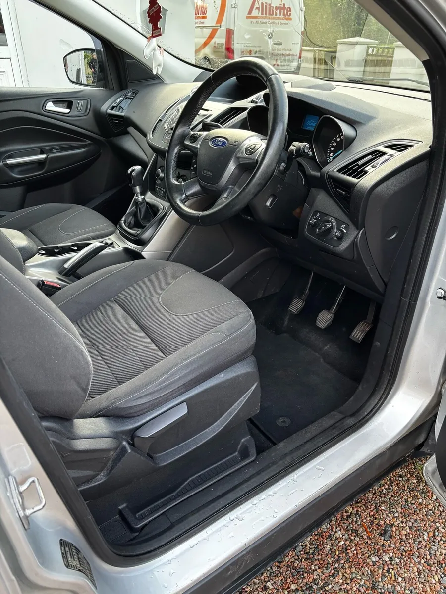 Ford Kuga 2015 - Image 3