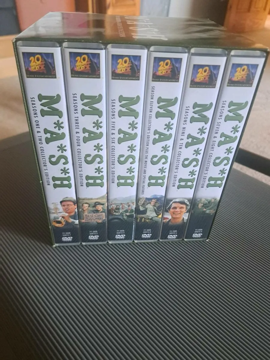 MASH DVD's - Image 2
