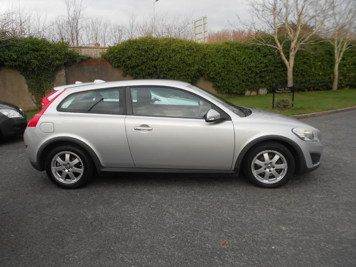 Volvo C30 2011 - Image 3