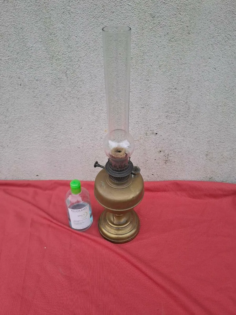 Antique brass lamp postage possible - Image 3