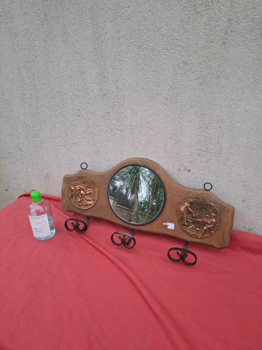 Lovy coat holder postage possible