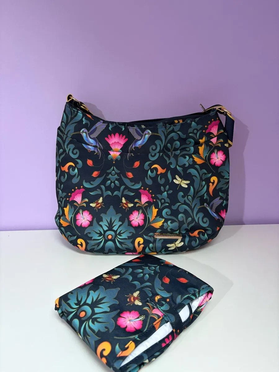 Nappy bag + change mat