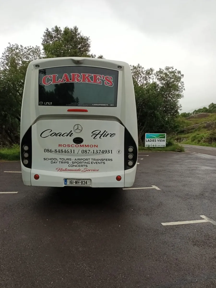 2016 Mercedes Voyager - Image 2