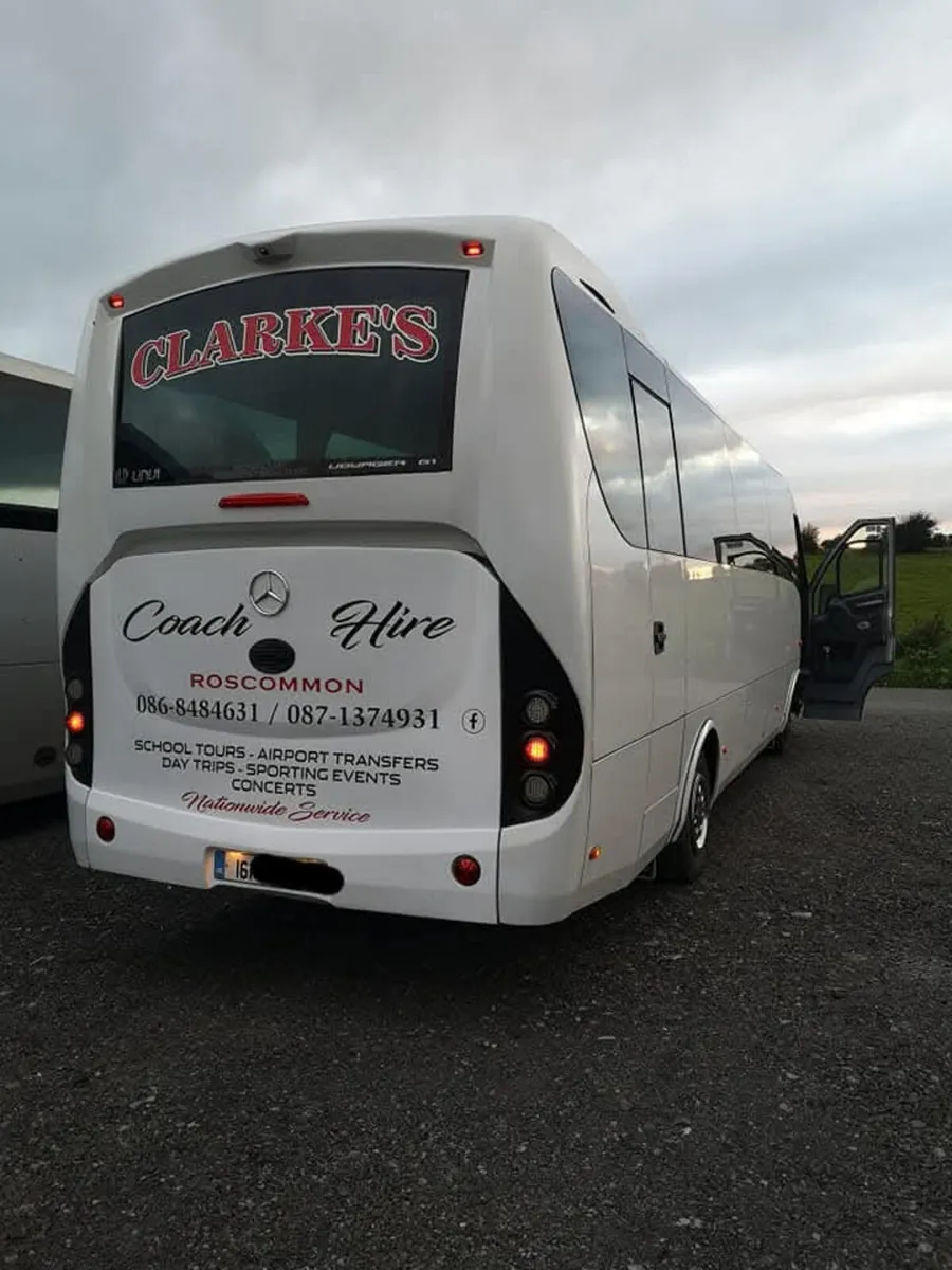 2016 Mercedes Voyager - Image 3