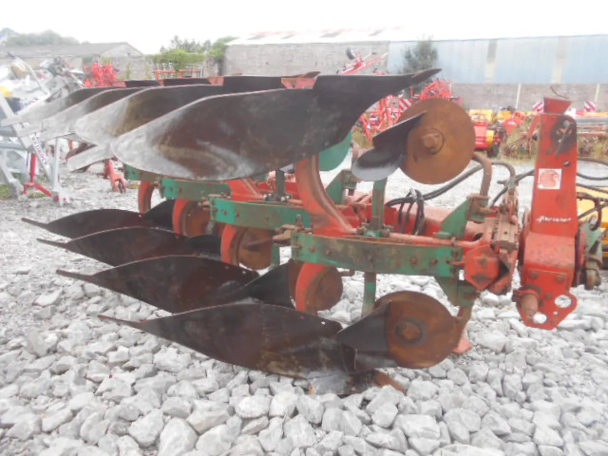 KVERNELAND 4F X 14"E NO 8 - Image 3