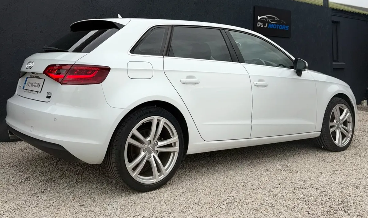 Audi A3 1.4 TFSi Automatic 2015 Low KM - Image 4