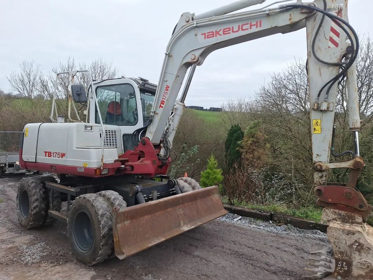 Takeuchi Tb175w *New engine* - Image 4