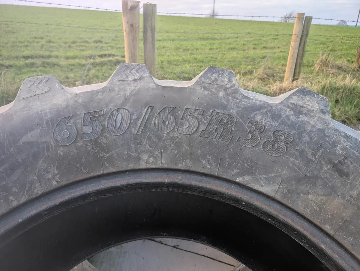 Tractor tyres - Image 2