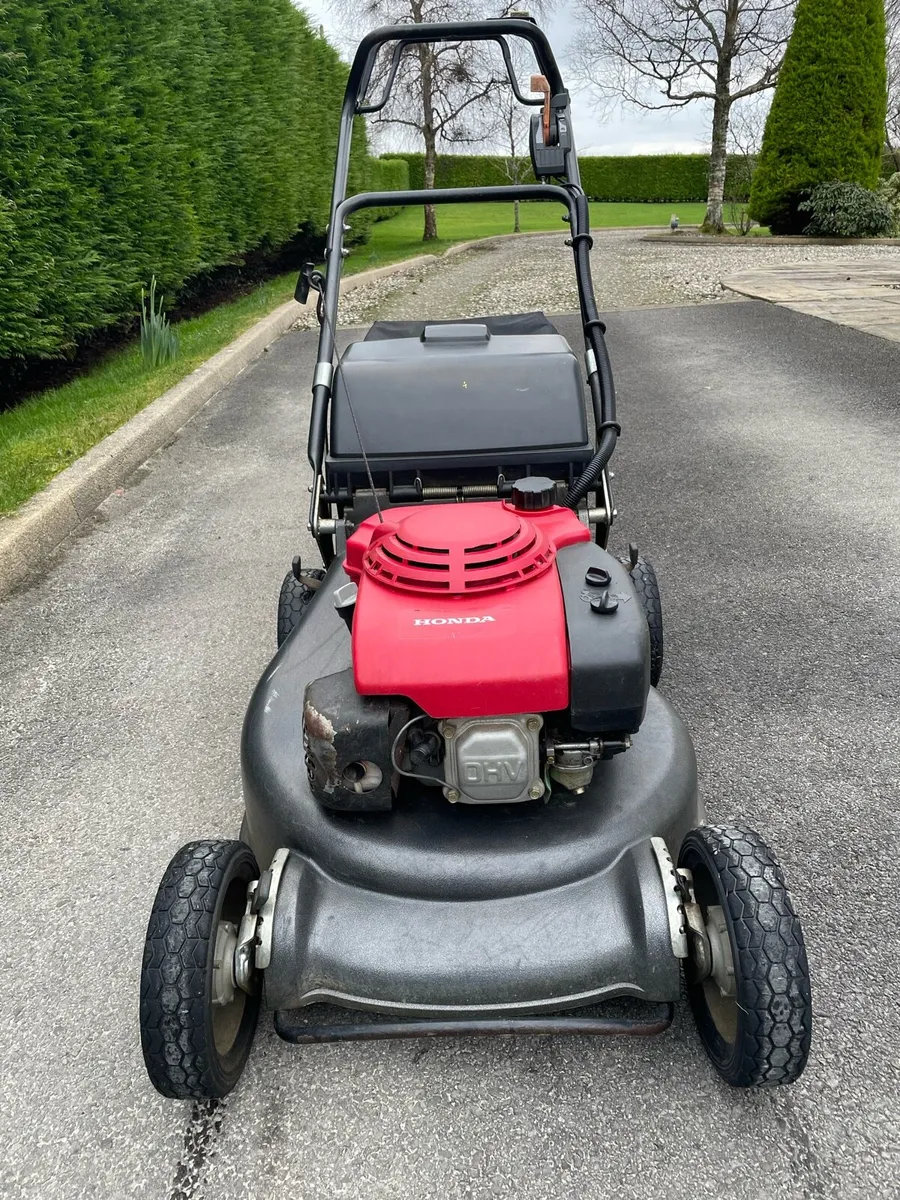 Honda Lawnmower - Image 1