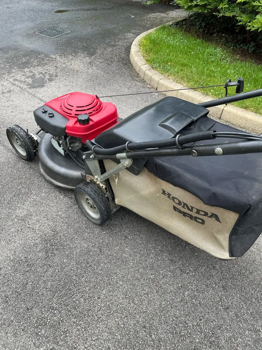 Honda Lawnmower - Image 2