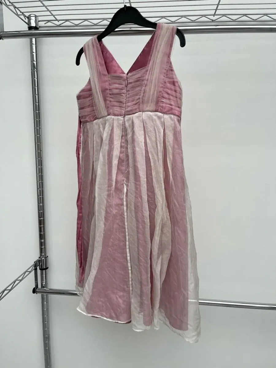 Monsoon girl's dress, Age 4-5 (Free girls clothes/items for first buyer to offer asking price on this) - Image 2